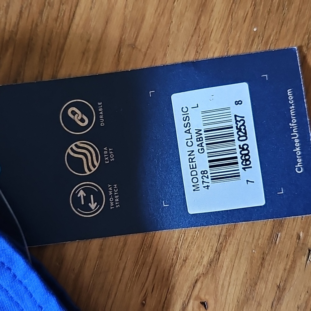 Cherokee Galaxy Blue Short Sleeve VNeck Medical Scrub Top Women's Size Large NWT - Picture 12 of 15